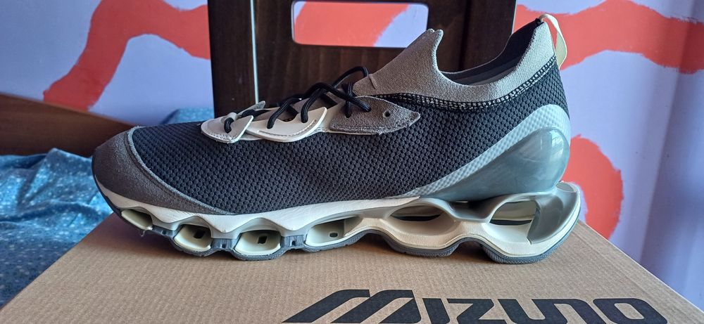 Mizuno Wave Prophecy 11