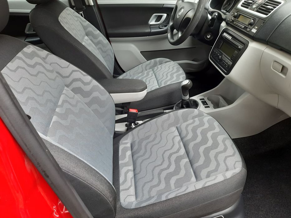 Škoda Fabia 2009 diesel, 2.318 € — imagine 5