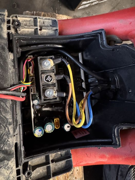 Reparatii trotinete Electrice