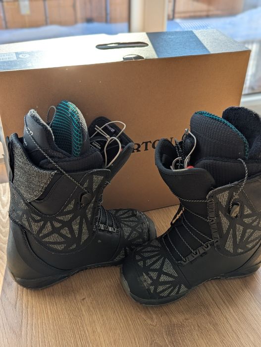 Boots Burton Supreme Woman