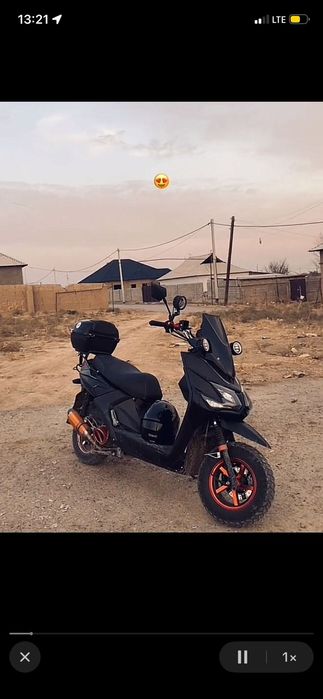 Мопед 165 куб Лия матор