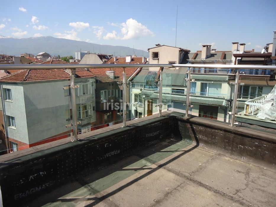 Дава се под наем Заведение в София, Център - 228 кв.м за 1368 € - Снимка #11