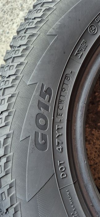 4 anvelope iarna Yokohama, 205/70/15.Pretul este pe bucata.