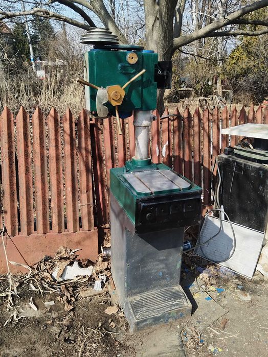 Mașina de găurit electrica mare cu coloana