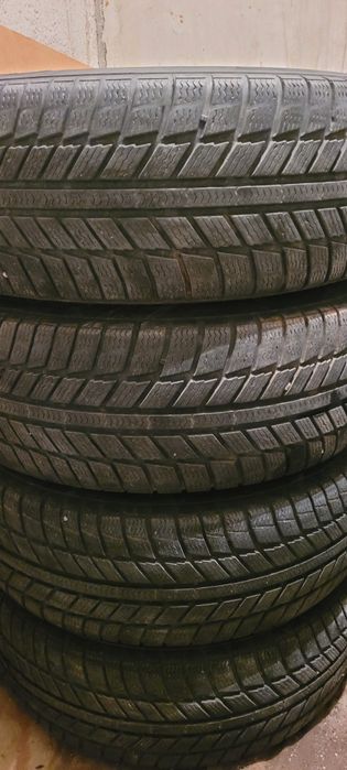 Зимни гуми и джанти може по отделно]235/65/17