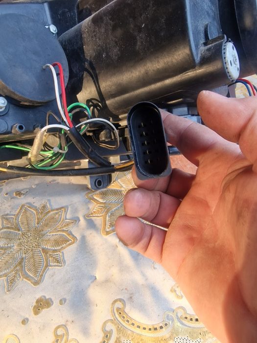 Faruri golf mk5 impecabile