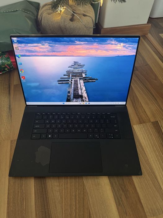 Laptop DELL XPS 17 9700 Notebook 17" 32GB, 1TB SSD
