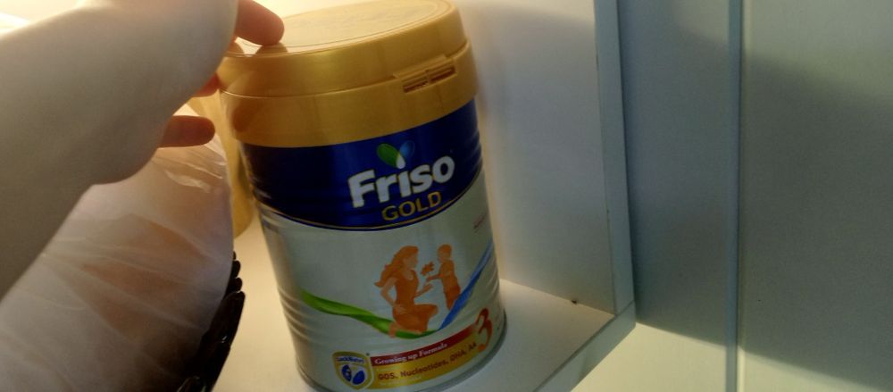 Продаю банки от детской смеси кашы фрисо лак