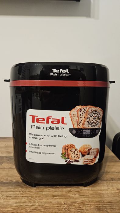 Mașină de făcut pâine Pain Plaisir PF220838, 700 W, 17 programe