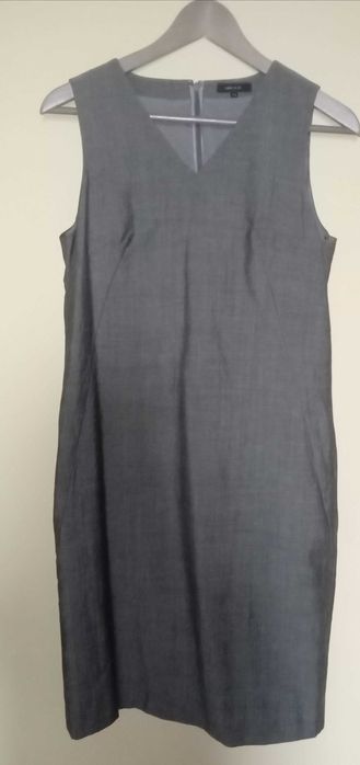 Дамски костюм в сив цвят