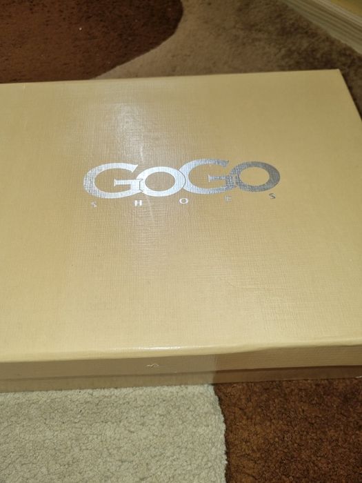 Дамски боти с ластик и скрита платформа