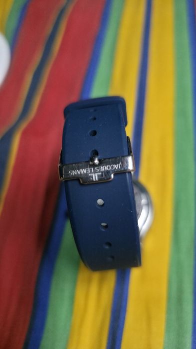 Vand ceas Jaques Lemans, purtat ocazional. Starea lui se observa in po