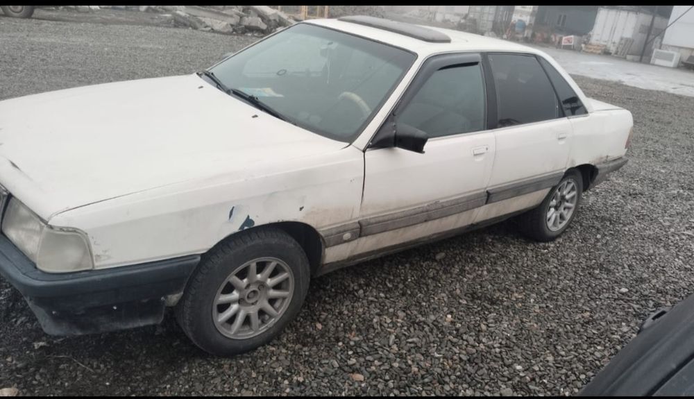 Ауди 100 продам срочно