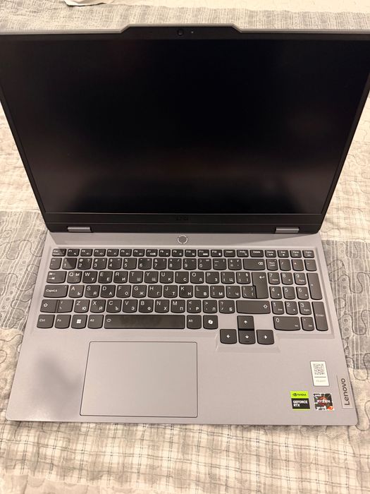 Гейминг лаптоп Lenovo LOQ 15ARP8
