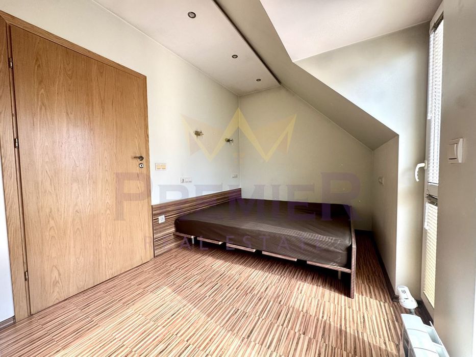 Продава се Четиристаен апартамент в Варна, Колхозен пазар - 200 кв.м за 816 €/кв.м - Снимка #6