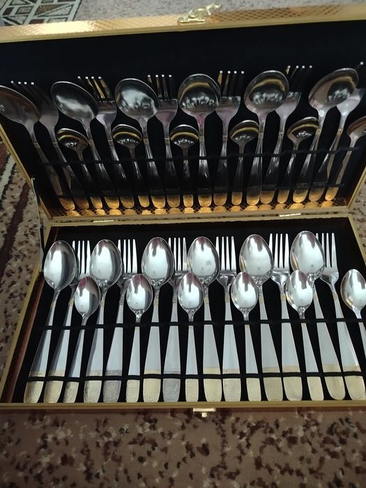 Набор столовых приборов