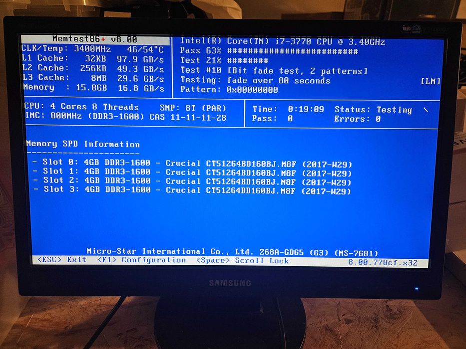 Vand set RAM DDR3-1600 Crucial 4GB - 30 buc