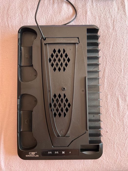 Охлаждаща станция за PS5 Disk версия