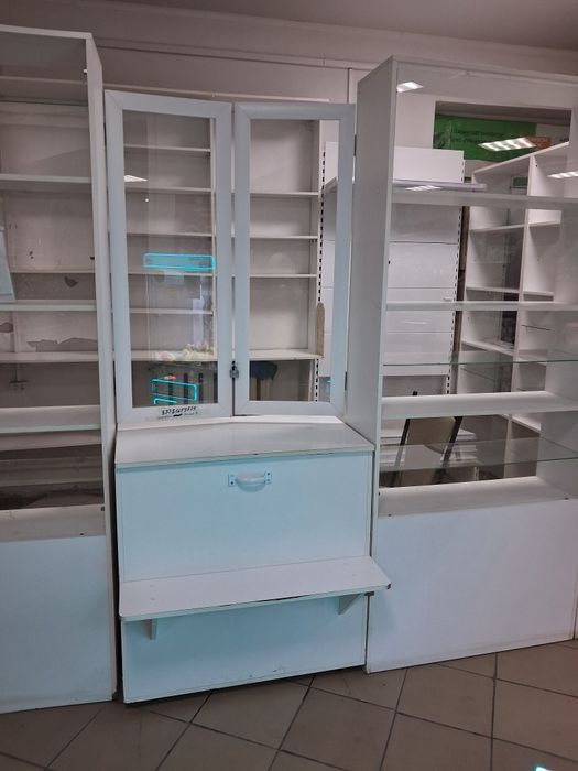 Срочно продам Ветрину