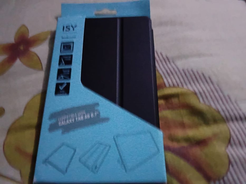 Vând Husă Tableta Galaxy  Tab A 9 de 8,7 Ingh Nouă