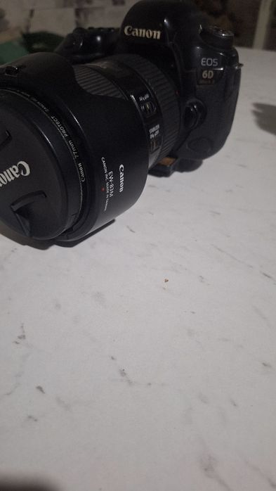 canon 6 d mark 2
