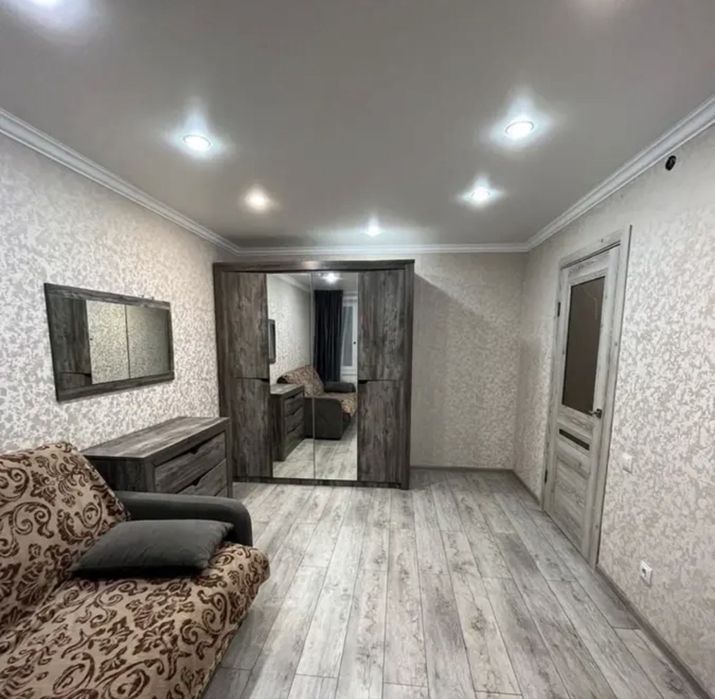 1 ком/сити молл/130 000