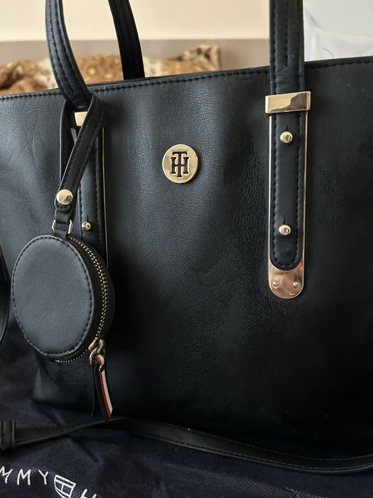 tommy hilfiger чанта