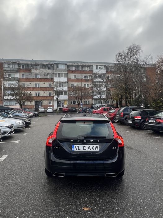Volvo V60 D4 2015