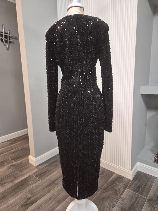 Rochie neagra cu paiete