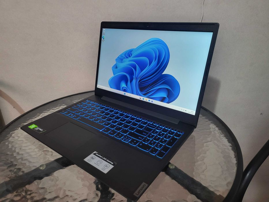Okazie Lenovo (Gaming) cu i5 Gen 9 si 16Gb ram + Video Dedicat