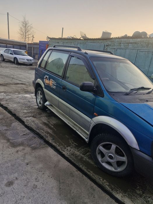 Продам  Мицубиси  RVR