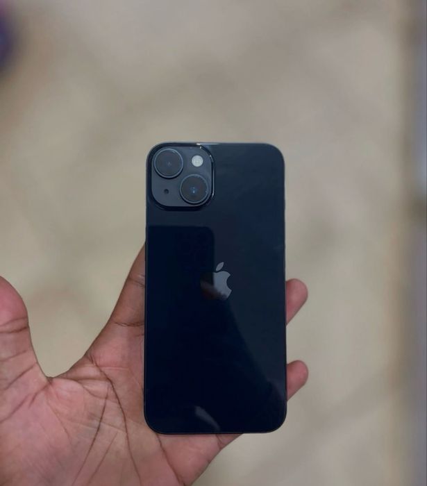 Продам Iphone 14