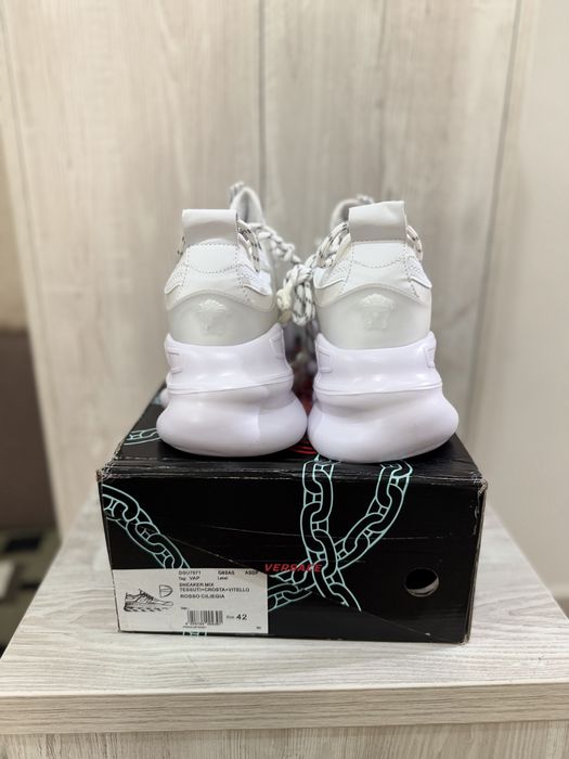 *SUMMER SALE* Versace Chain Reaction 41-43
