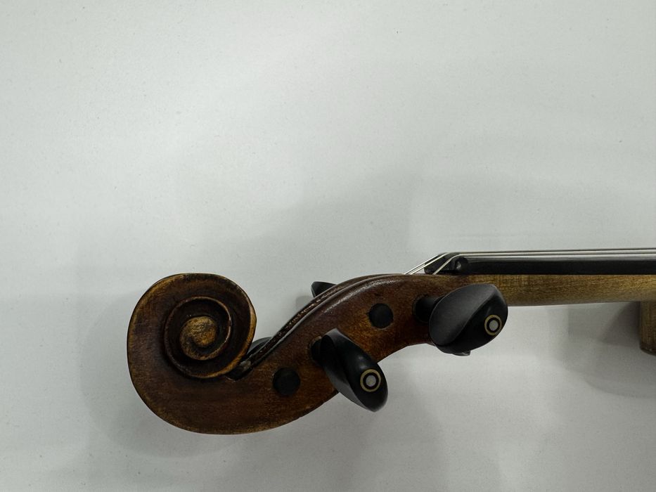 Vioara veche maestru 4/4 deosebita