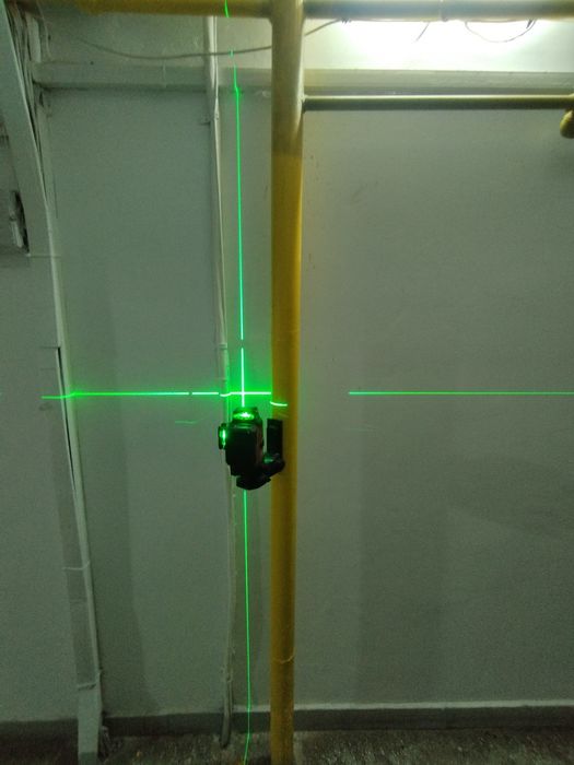 Laser nivela Hilti  PM 30 MG