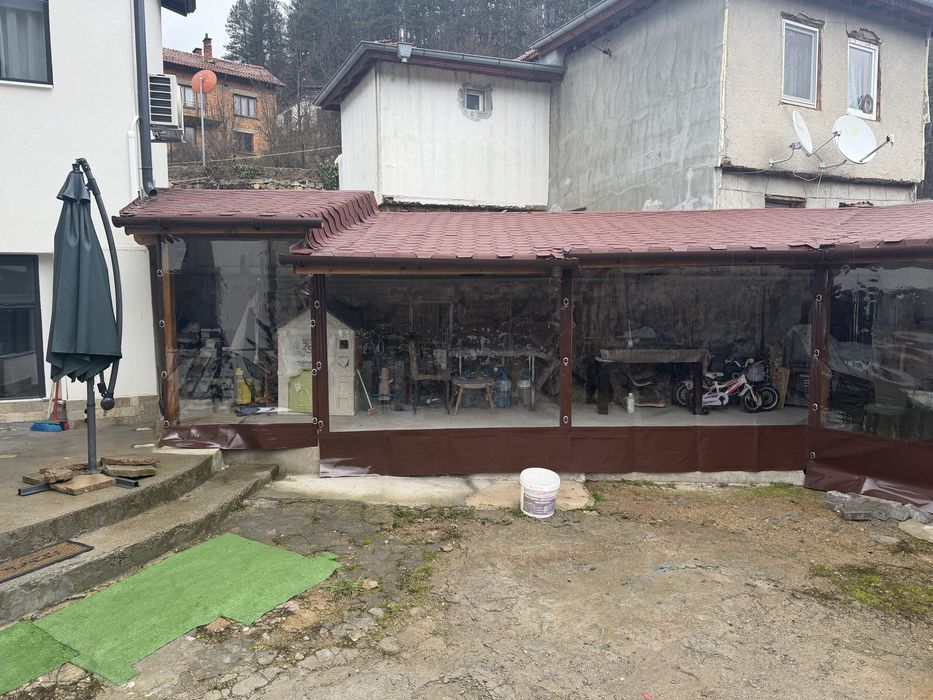 Ветроупорни завеси,пана против вятър,перголи сенници винил барбекю