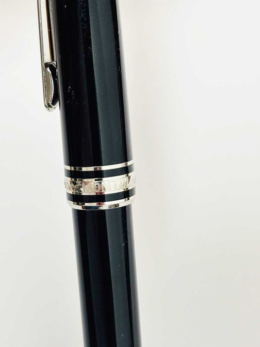 pix Montblanc Meisterstück placat cu platină