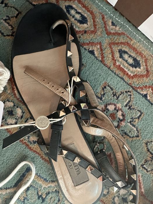 Sandale Valentino Garavani 40 negru cu auriu deschis