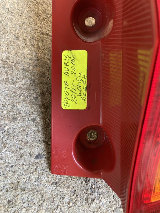 Десен стоп за тойота аурис комби/Toyota auris 12-15г