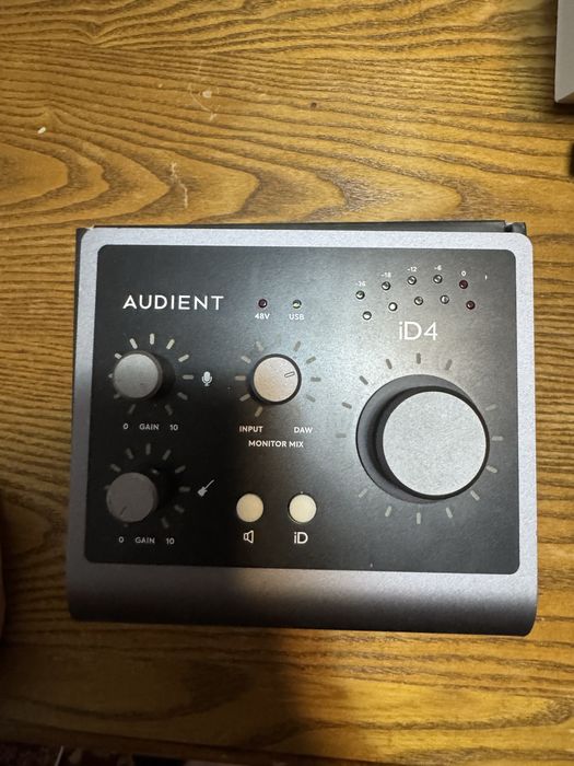 Placa audio audient id4 mk2