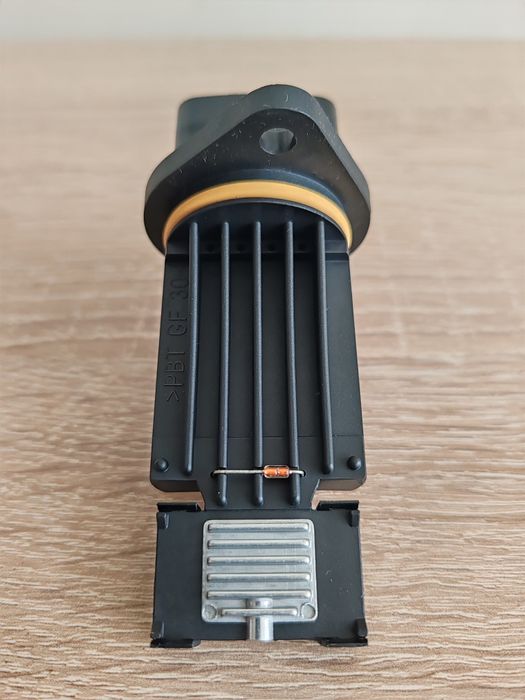 Дебитомер Pierburg Нов Оригинален