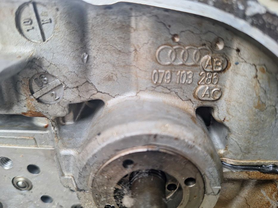 Глави от Audi 4.2FSI 350к.с