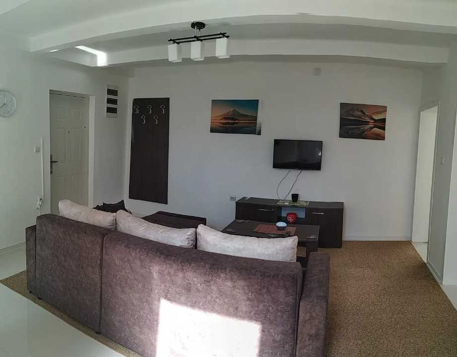 Дава се под наем Двустаен апартамент в Пловдив, Остромила - 60 кв.м за 270.3 € - Снимка #1