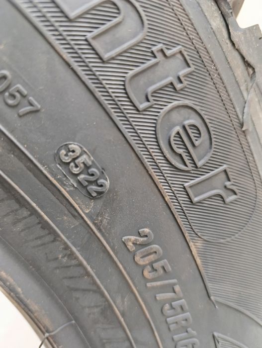 Зимни гуми Waterfall (by LASSA) 205/75/16 C 113/111 10PR.