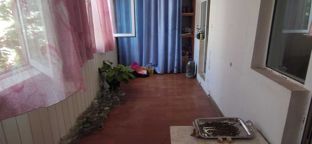 Уй сотилади !!! ЧИРЧИҚ ШАХАР 3/3/5, 76.10 кв/м