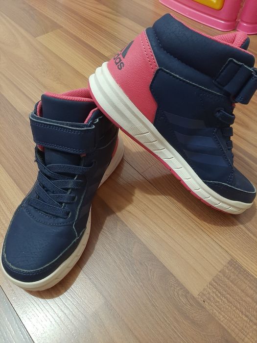 Adidasi adidas fetițe