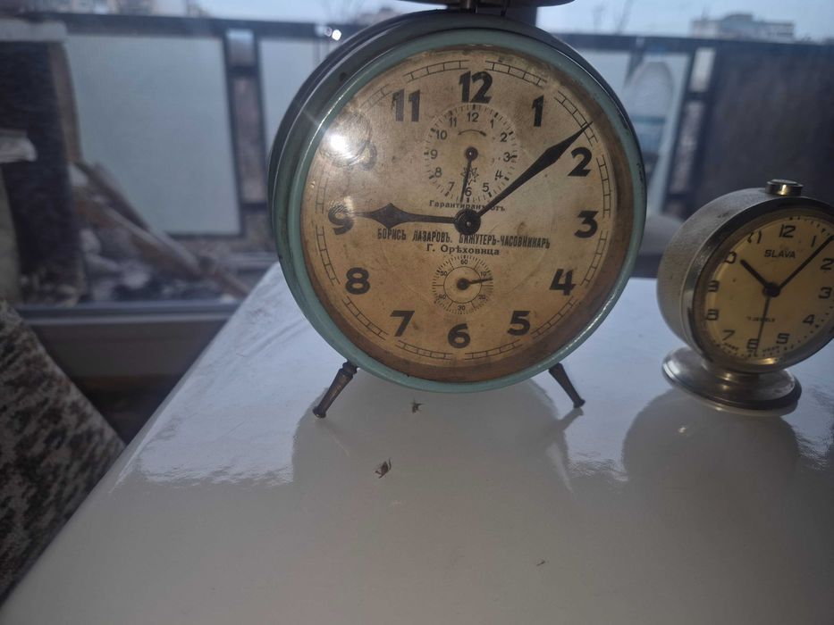 Ретро часовници Slava