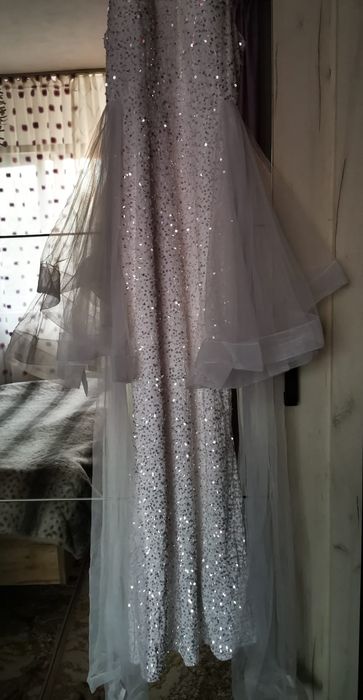 Rochie de ocazie sau mireasa
