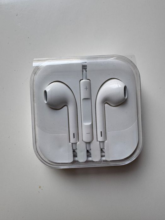 Слушалки за Apple iPhone 6/6s/6 Plus/6s Plus нови, неотваряни