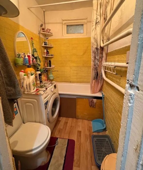 Продам 2ком квартиру центр
